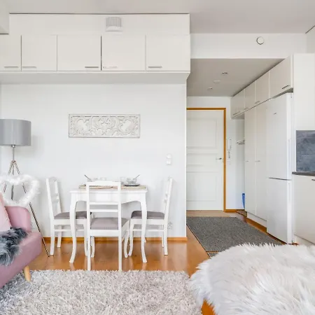 Arctic Floor Studio, Parking By Lapland Host Apartment *